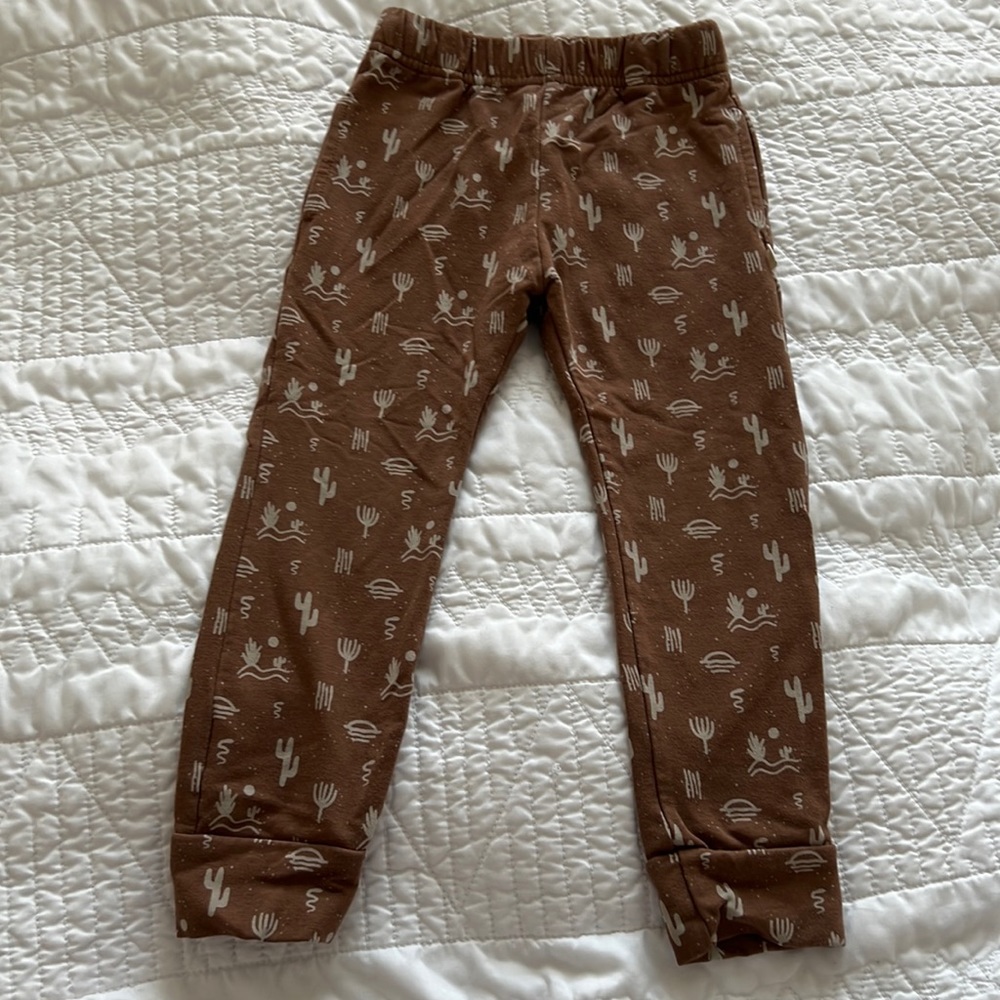 Boho print pocketed leggings